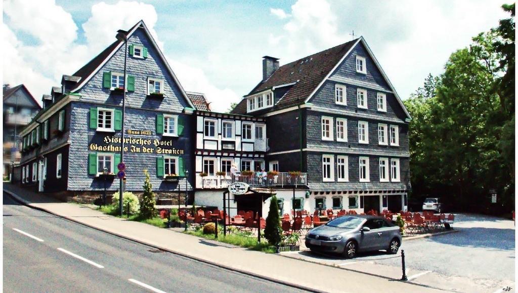 Hotel In Der Strassen Solingen Bagian luar foto