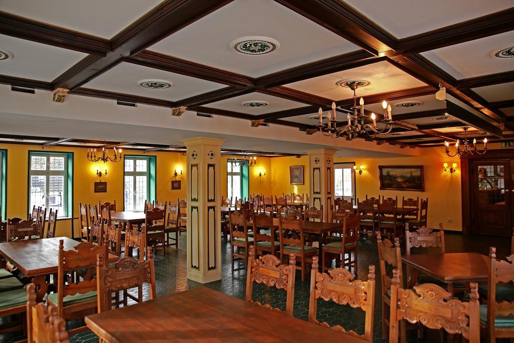 Hotel In Der Strassen Solingen Bagian luar foto