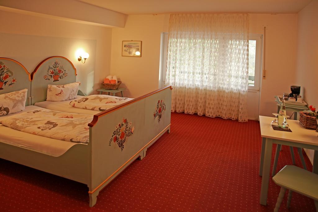 Hotel In Der Strassen Solingen Bagian luar foto